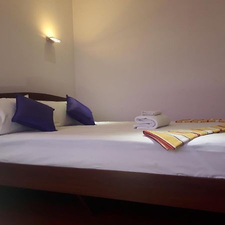 Brinthavanam Days Inn จาฟนา ภายนอก รูปภาพ
