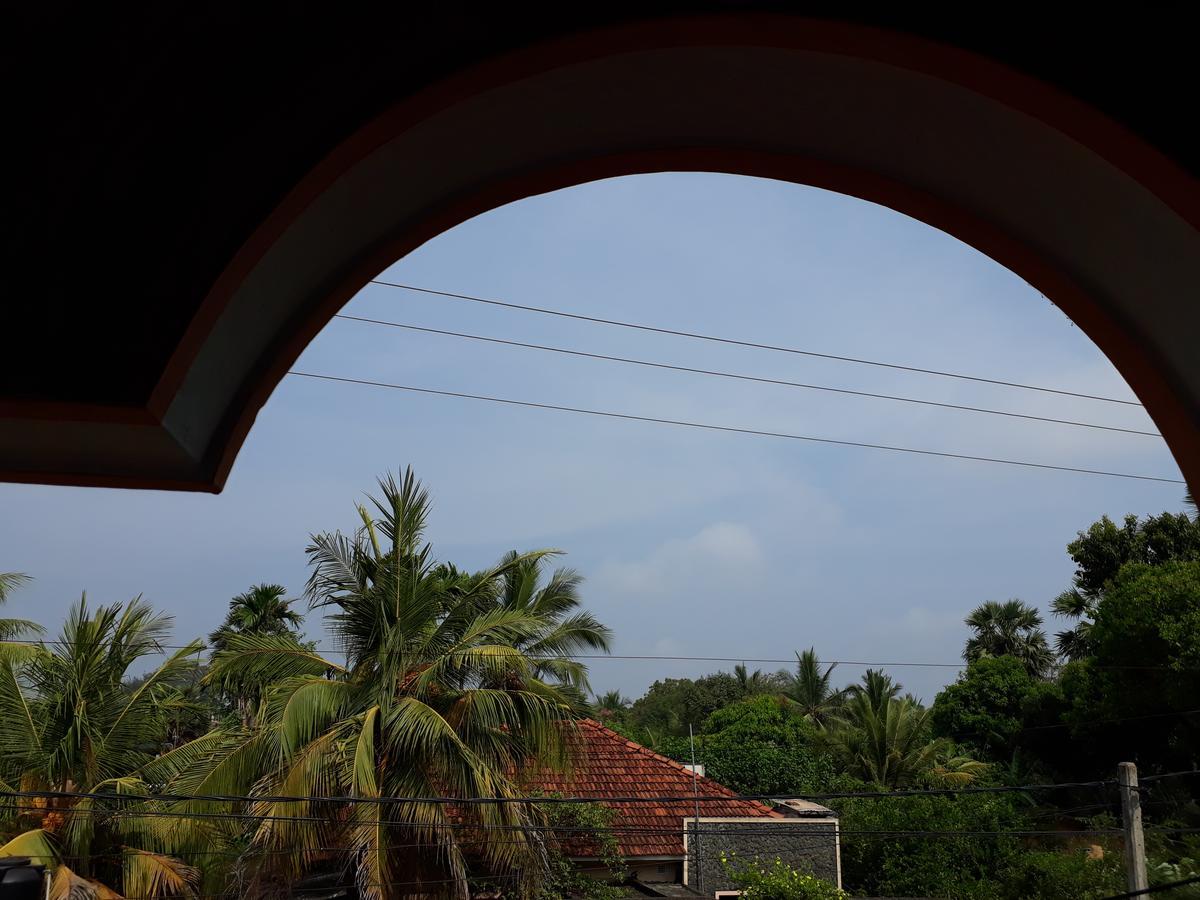 Brinthavanam Days Inn จาฟนา ภายนอก รูปภาพ