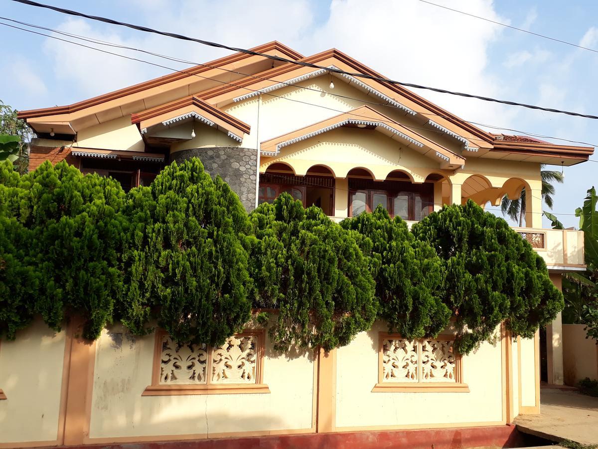 Brinthavanam Days Inn จาฟนา ภายนอก รูปภาพ